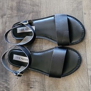 Steve Madden sandals